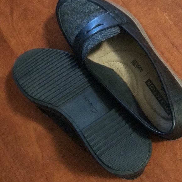 Clarks loafers size 6.5 M - Picture 4 of 4